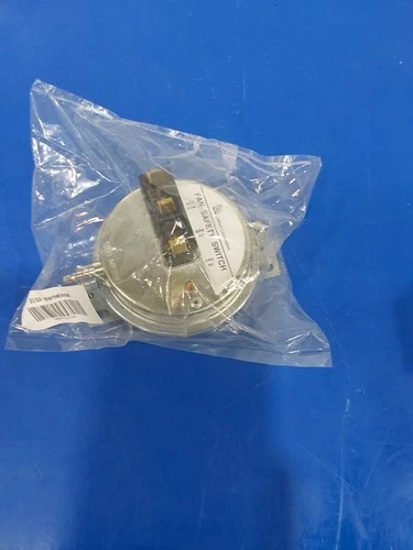 Emerson Liebert Fan Safety  Switch RFS-4400-053 Cleveland Controls P/N- 172296P1