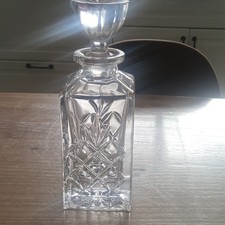 Carafe / flacon a whisky ou bourbon  à facettes avec bouchon 