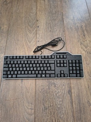 Dell KB813 Smartcard Reader USB QWERTZ Tastatur schwarz (KB813 -BK-UK)