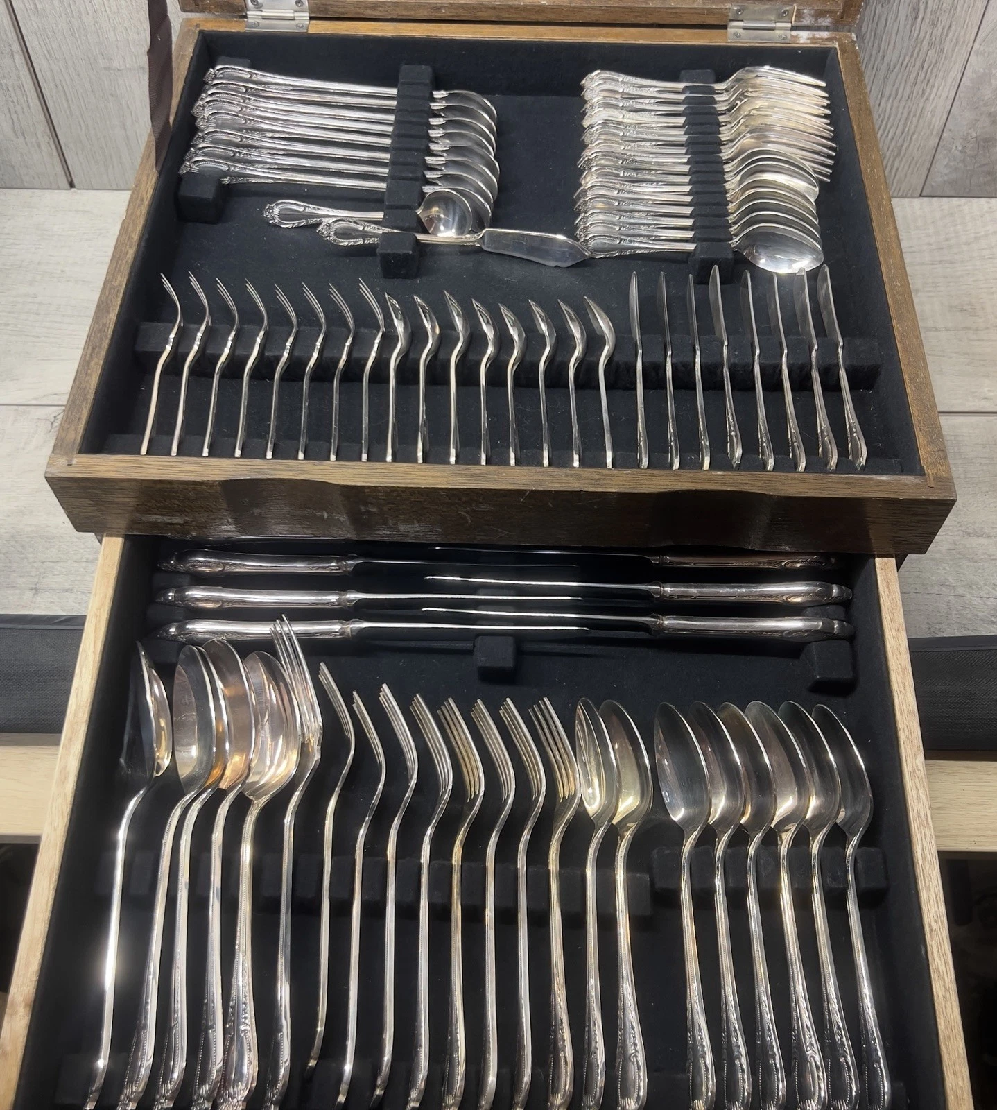 NAKAZATO NAB2 PATTERN MCM 80 Pc JAPAN Nickel Silver W/2 Tier Wood Case EUC