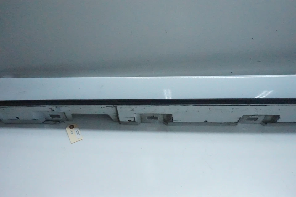 2018-2023 Audi S5 Sportback OEM saia lateral esquerda painel balancim moldura 8W8853859 - Imagem 3 de 4