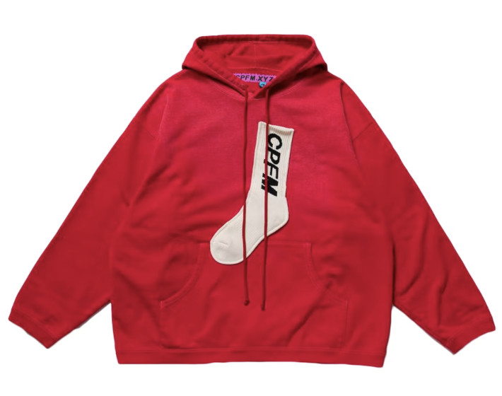 Кактусовый завод на блошином рынке, ТОЛСТОВКА С КАПЮШОНОМ В КРАСНОМ НОСКЕ (CP02CS001)