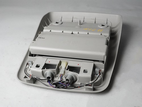 2003 - 2006 Suzuki Grand Vitara Dome Reading Light Lamp Roof Console Oem - Picture 5 of 11