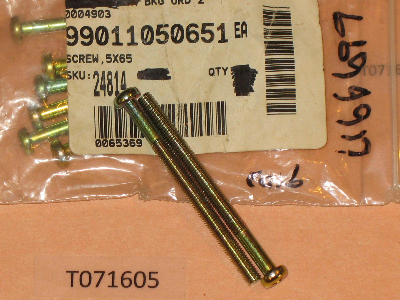 2  OEM Genuine TANAKA 99011050651 bolt, screw carb mount TBC