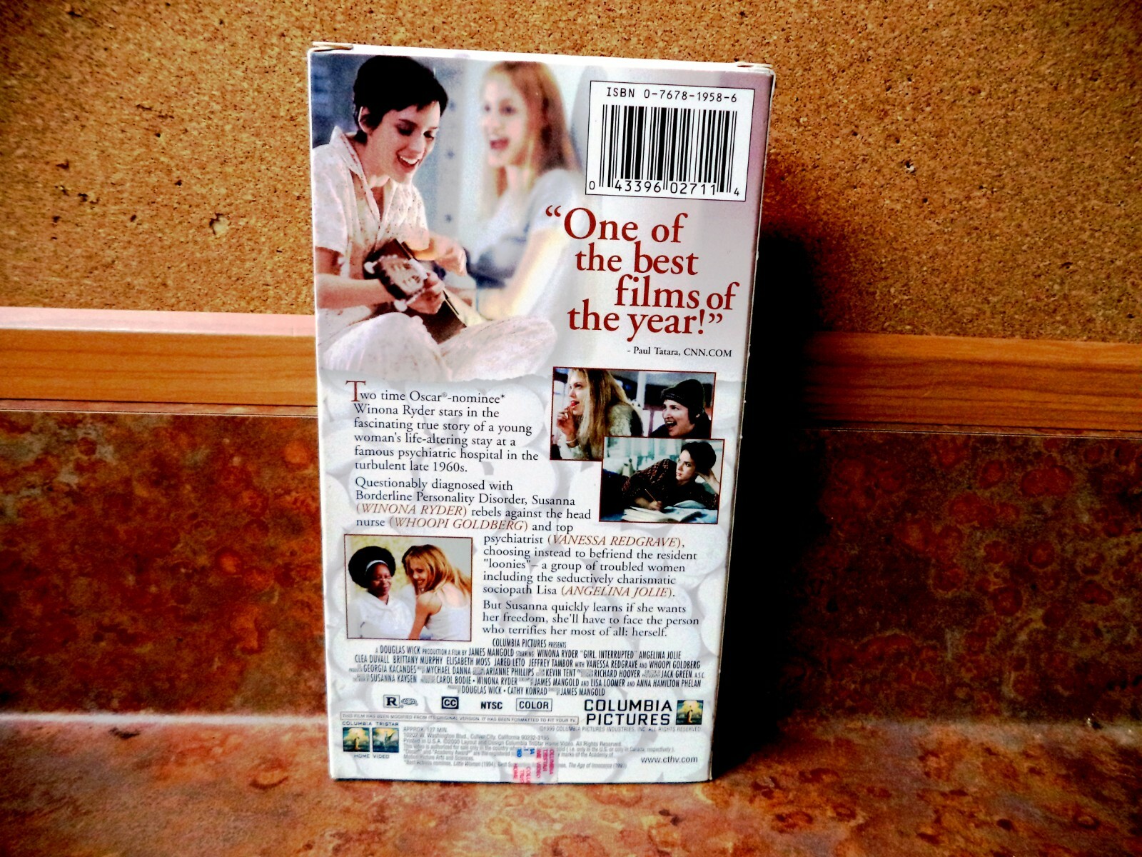 GIRL, INTERRUPTED (VHS 2000) Winona Ryder, Angelina Jolie, Vanessa