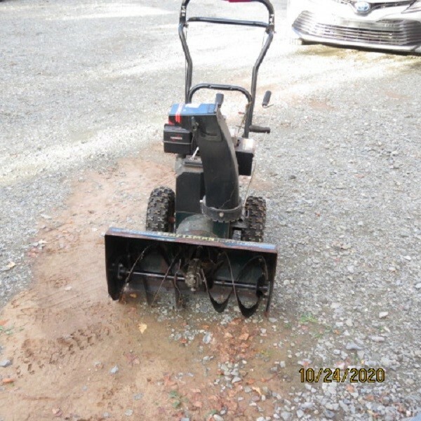 Craftsman 24 inch Snow Blower 2 stage gas with electric