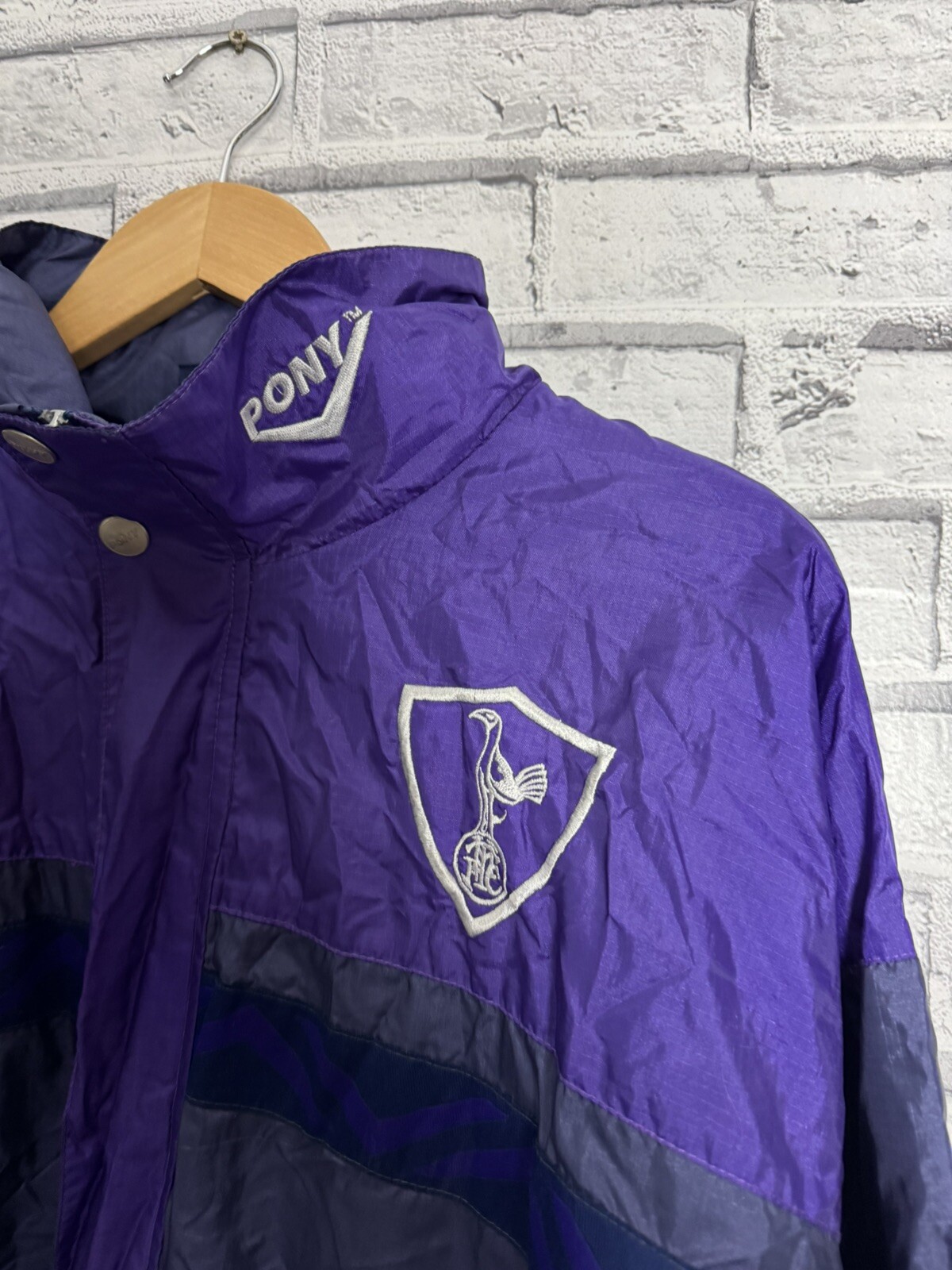 Giacca piccola uomo Tottenham x Pony vintage 1995 1997 panca cappotto speroni viola