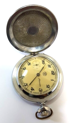 SOVIET RUSSIAN USSR VINTAGE POCKET WATCH MOLNIJA WORKING MECHANICAL RARITY - Picture 4 of 18
