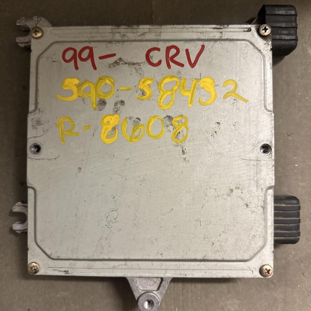 99 CIVIC OEM ECU ENGINE CONTROL MODULE [CHECK PART#] 37820-PHK-A52