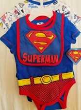 BOYS INFANT DC COMICS SUPERMAN SIZE 6-9 MONTHS 3 PACK 2 BODYSUITS WITH BIB NWT