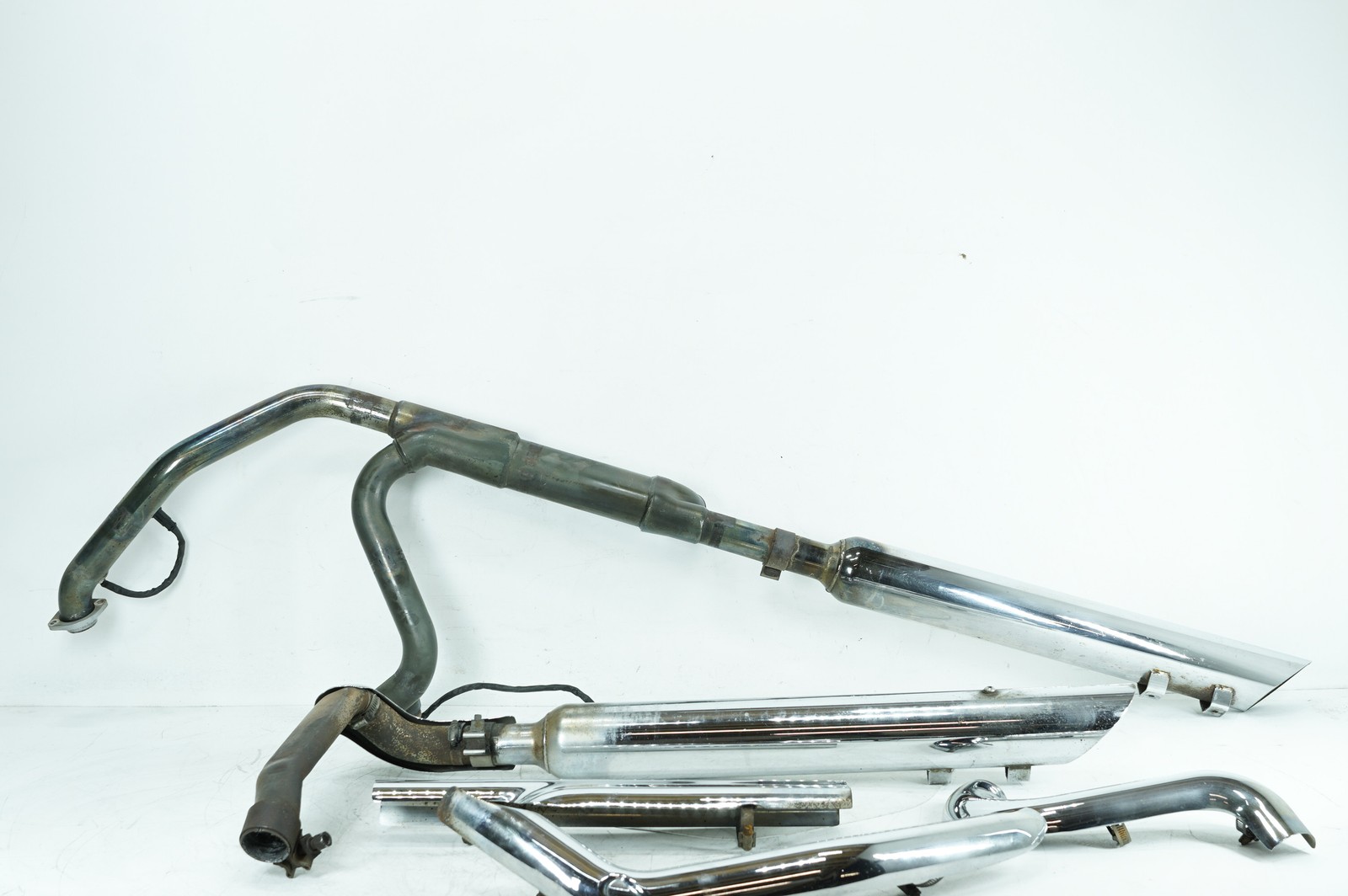 2009 Harley Touring FLHTC Electra Glide Classic OEM Exhaust Header Pipes Muffler