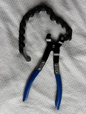 Universal Pipe Cutter Tool