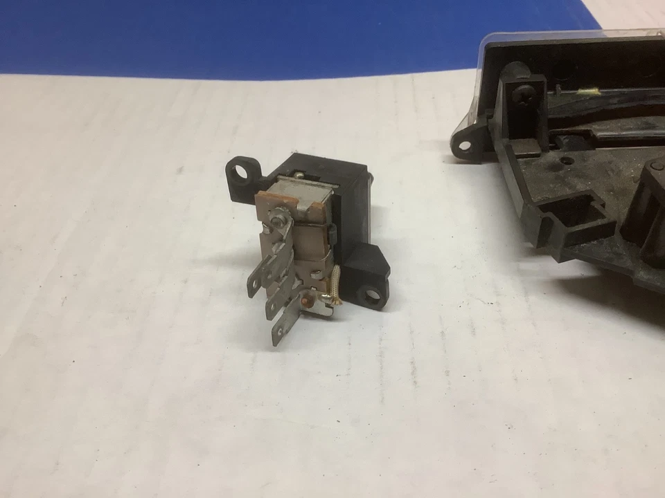 OEM 1980 1981 1982 Corvette calefacción aire acondicionado panel de control consola OEM 344882 Foto 3 de 4