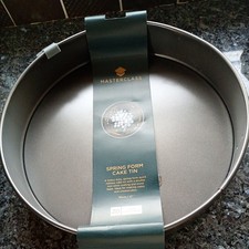 MasterClass Non-Stick Spring Form Loose Base Cake Pan Round 30cm (12")