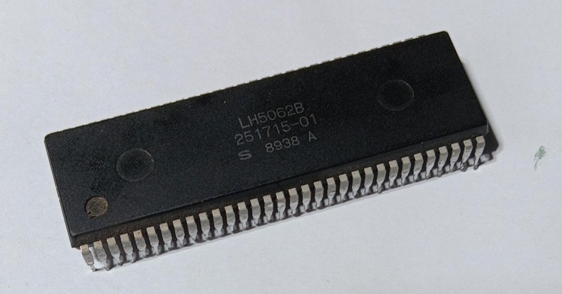 Commodore 64 MMU Chip Sharp LH5062B – 251715-01 – C64 / C64C Vintage IC
