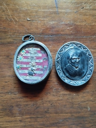 ANCIEN MEDAILLON 6 RELIQUES RELIQAIRES ST PAUL ST JOSEPH Ste Therese ARGENT