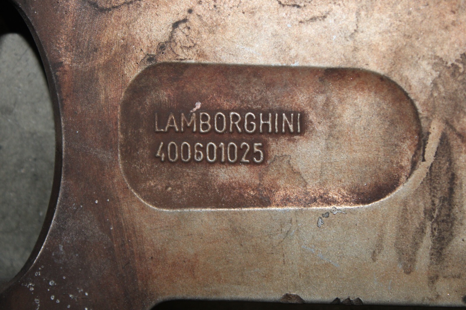 Lamborghini Gallardo, Front Wheel, Some Burn Dmg, Used, P/N 400601017k