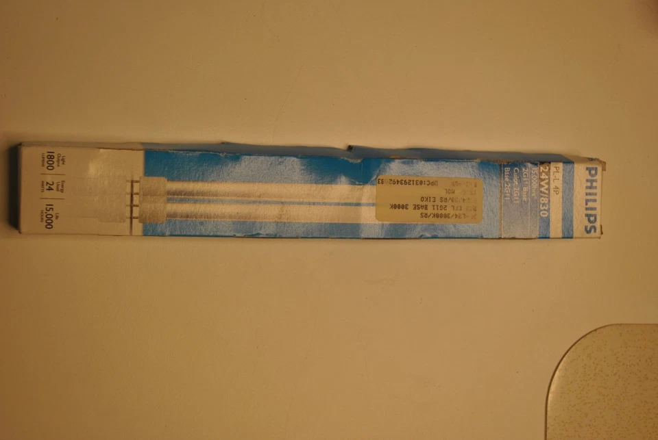 LÁMPARA FLUORESCENTE PHILIPS, PL-L 4P, 24W, 830, BASE 2G11 - ENVÍO GRATUITO Foto 3 de 3