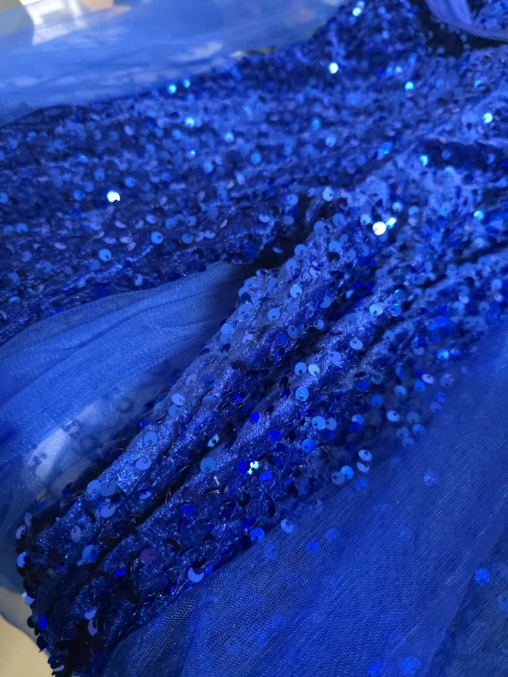 Adorable Mono Azul Lentejuelas con Superposición Falda Tule Desmontable, Beauty Peagent Foto 3 de 4