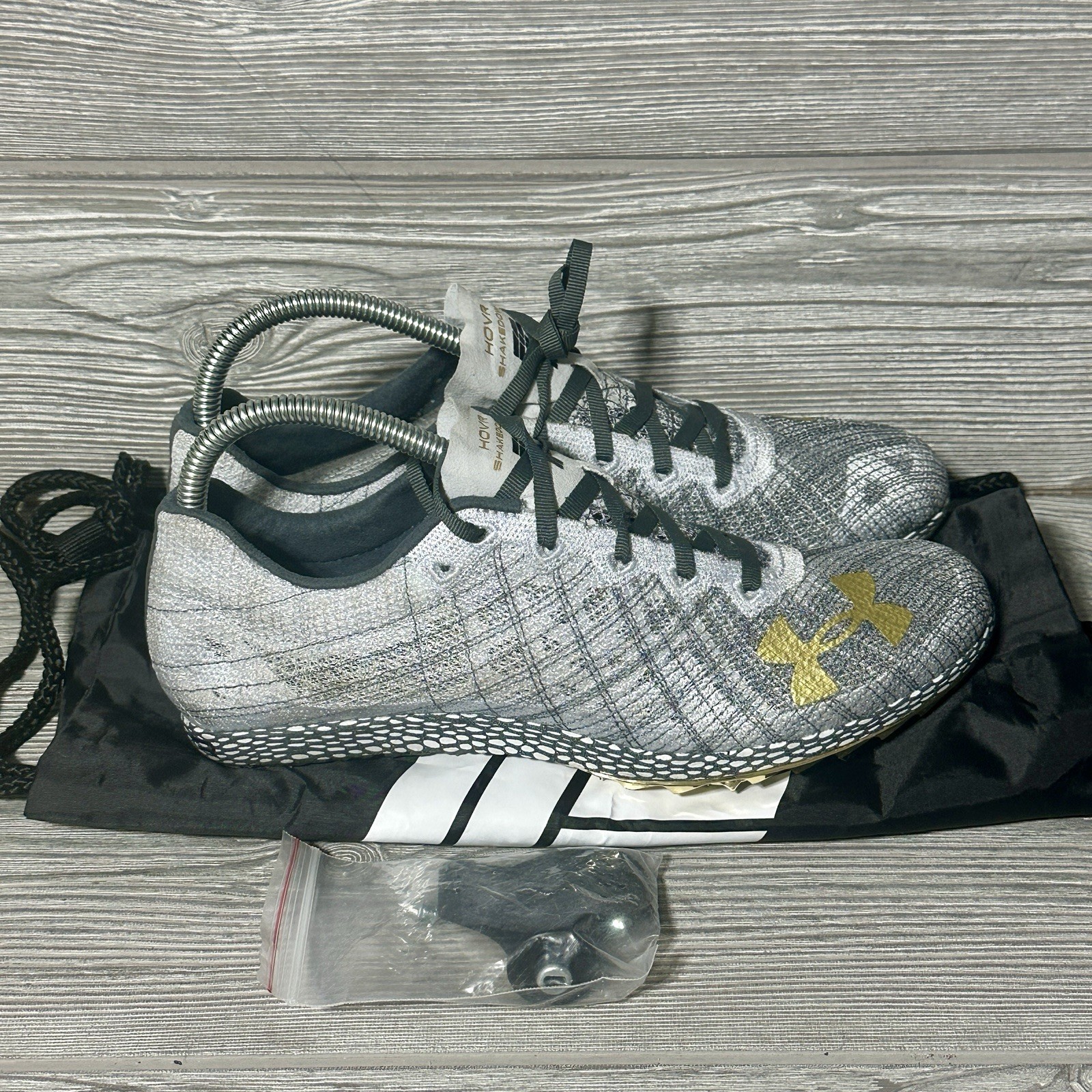 UNDER ARMOUR UA HOVR Shakedown Track Field Racing Spikes Halo Grey Men's Size 8