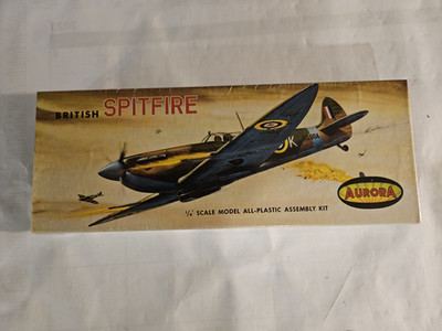 AURORA KIT NO. 20-100 BRITISH SPITFIRE MODEL KIT...RARE 1960 Still Sealed V V G