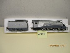 Hornby OO #R099 LNER A4 Class "Silver Fox" Loco & Tender      W902