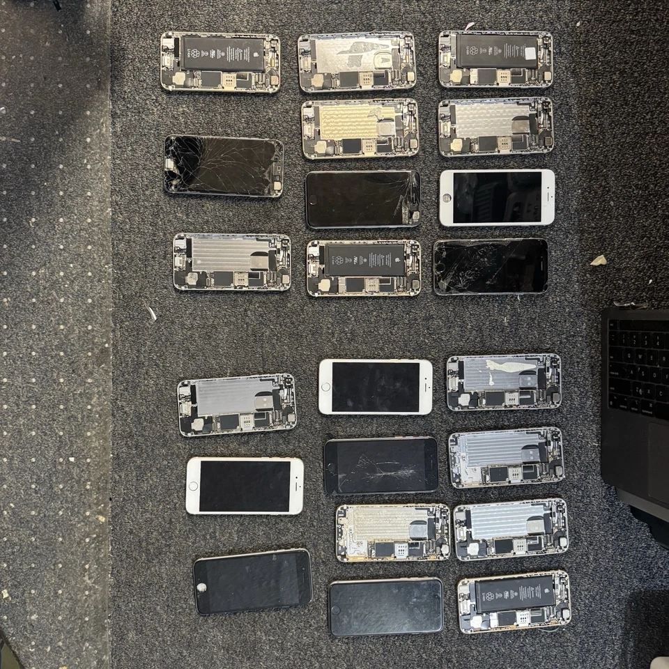 Lote de 11 iPhones Apple 6 PARA REPUESTOS/DESGUACE SOLAMENTE leer descripción. Foto 4 de 4