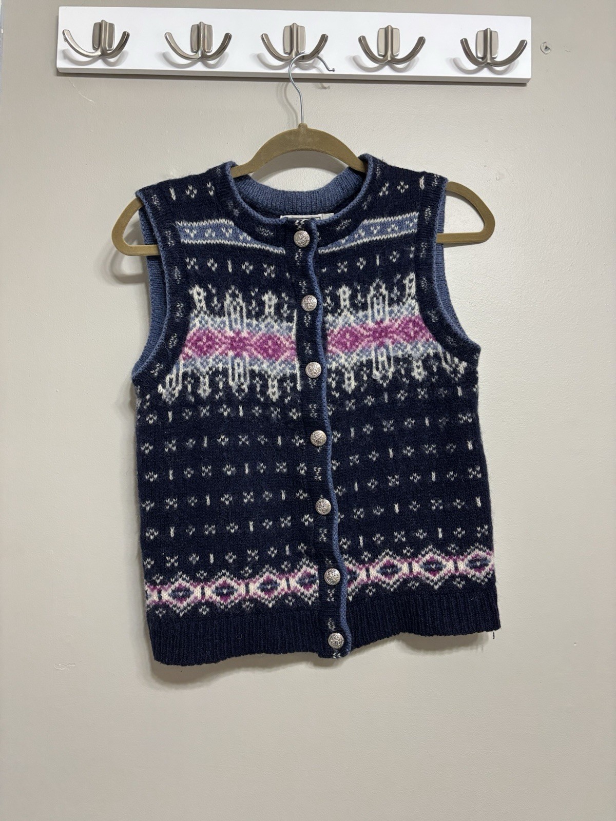 Vintage LL Bean Fair Isle Wool Sweater Vest. Women’s size small