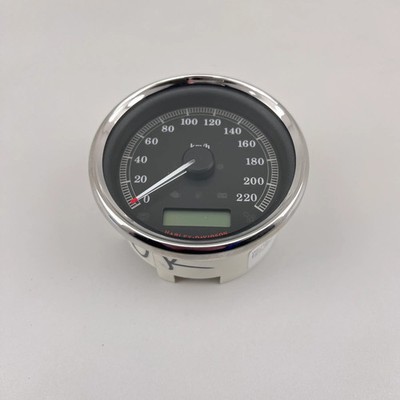 Harley Davidson Softail Breakout 2015-17 Tachometer Tacho Chom 70900370A