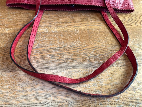 CHICO'S Red Pebbled Leather Medium Size Shoulder Bag Tote Shopper Top Stitching - Picture 14 of 14