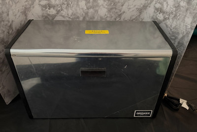 Electric Brisker Dry Food Crisper Model 678A 120 AC Voltage, 20 Watts SEE PHOTOS