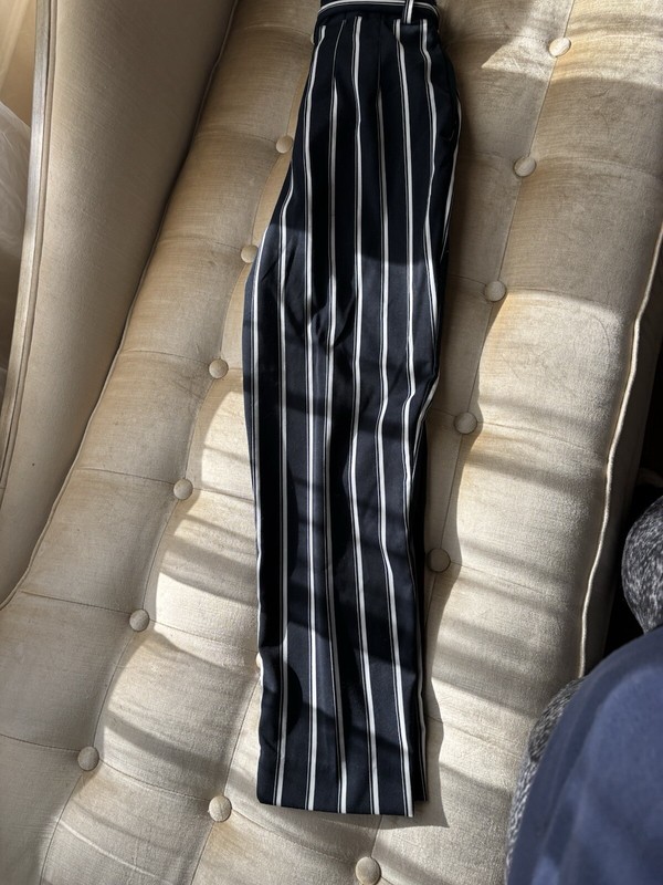 New H&M HIGH WAISTED BLACK STRIPES CROPPED PANTS SZ 6