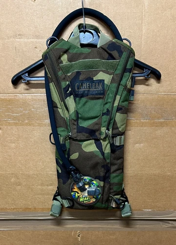 GENUINE US ARMY CAMELBAK THERMOBAK WOODLAND W/ 3L / 100oz BLADDER NEW !!!!