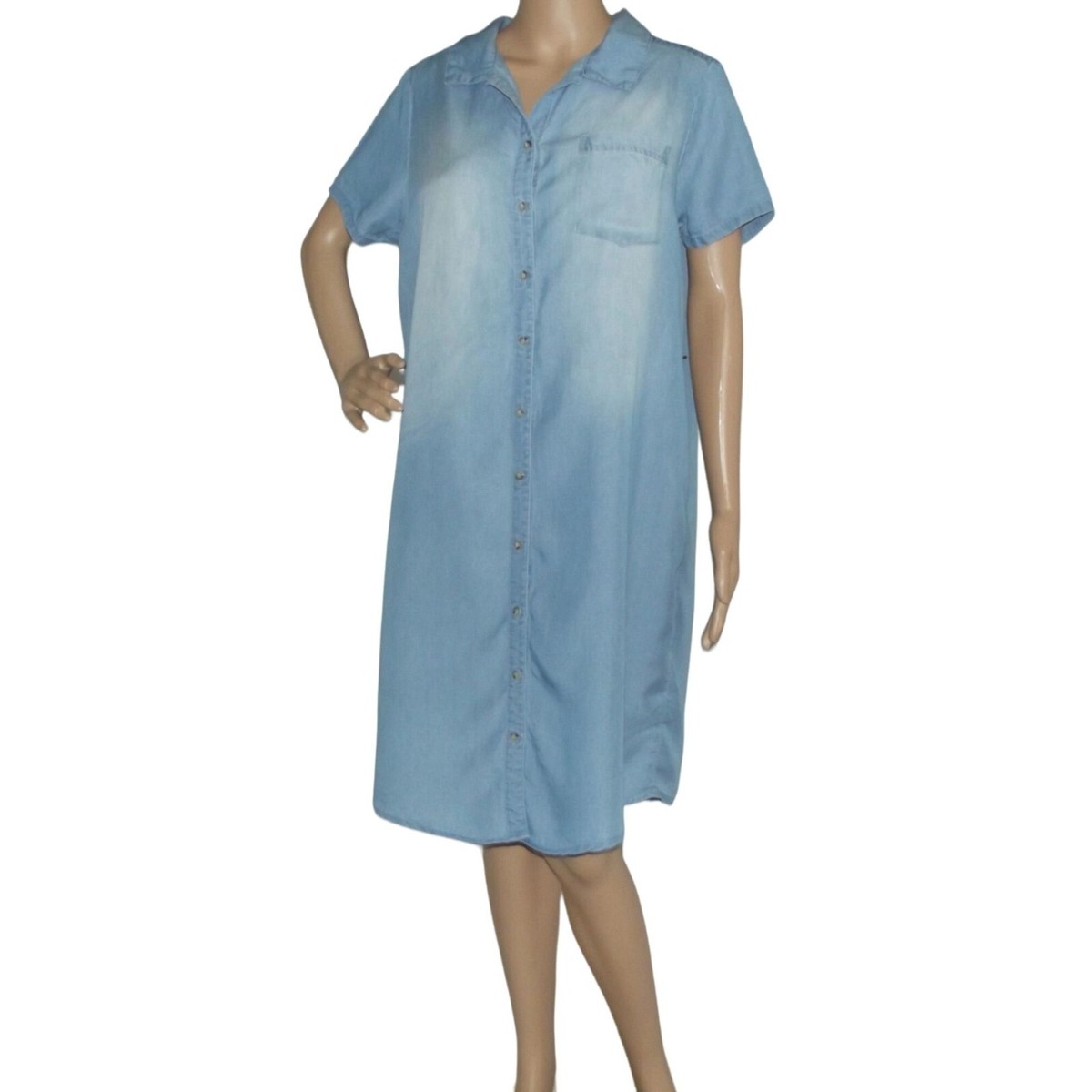 denim button pinafore dress Aly Up Short RS-04.03.24AM Size:size 11 with train designed for versatility and How to Have A