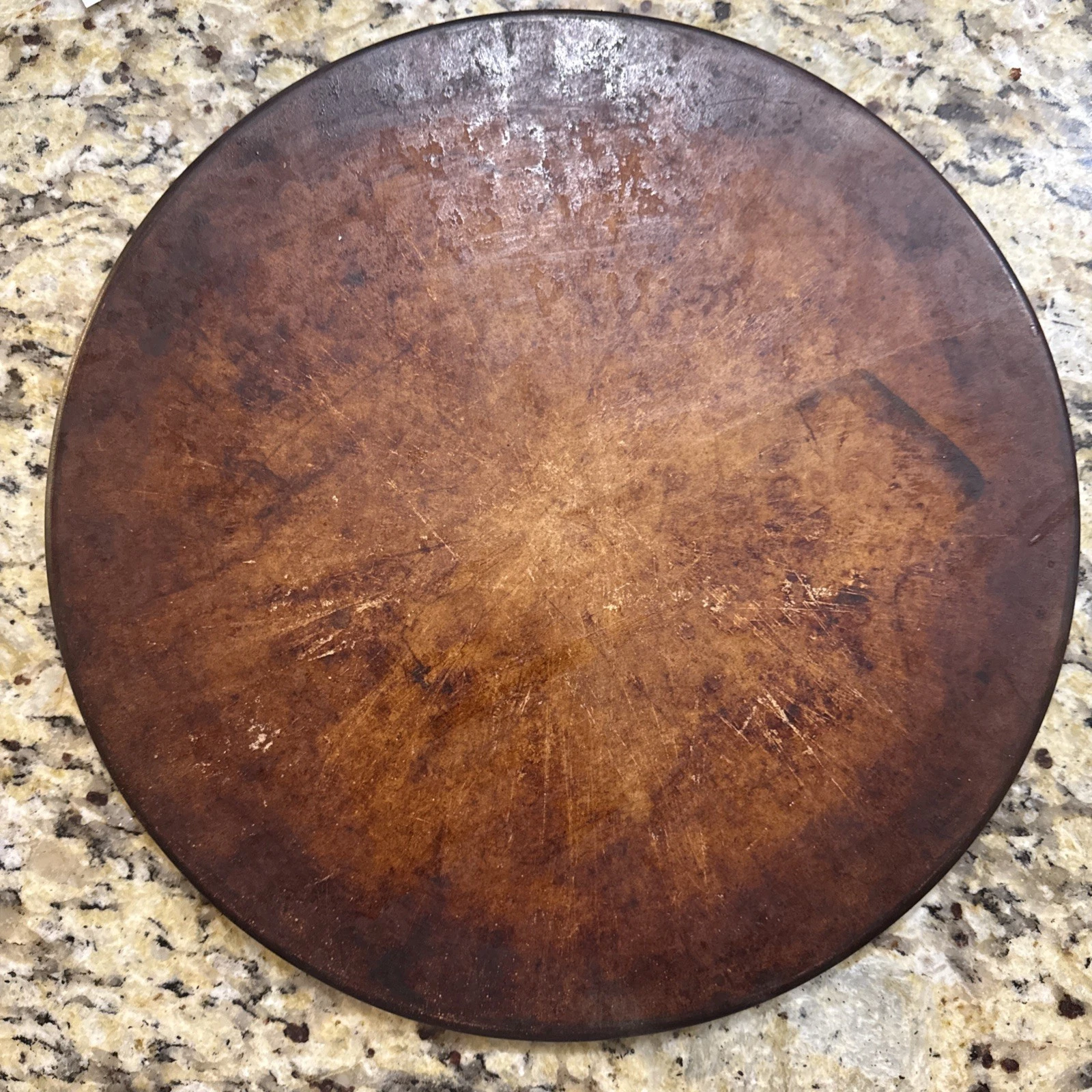 Pampered Chef 15” Round Baking Pizza Metal Stone Family Heritage Collection USA
Opens in a new windo