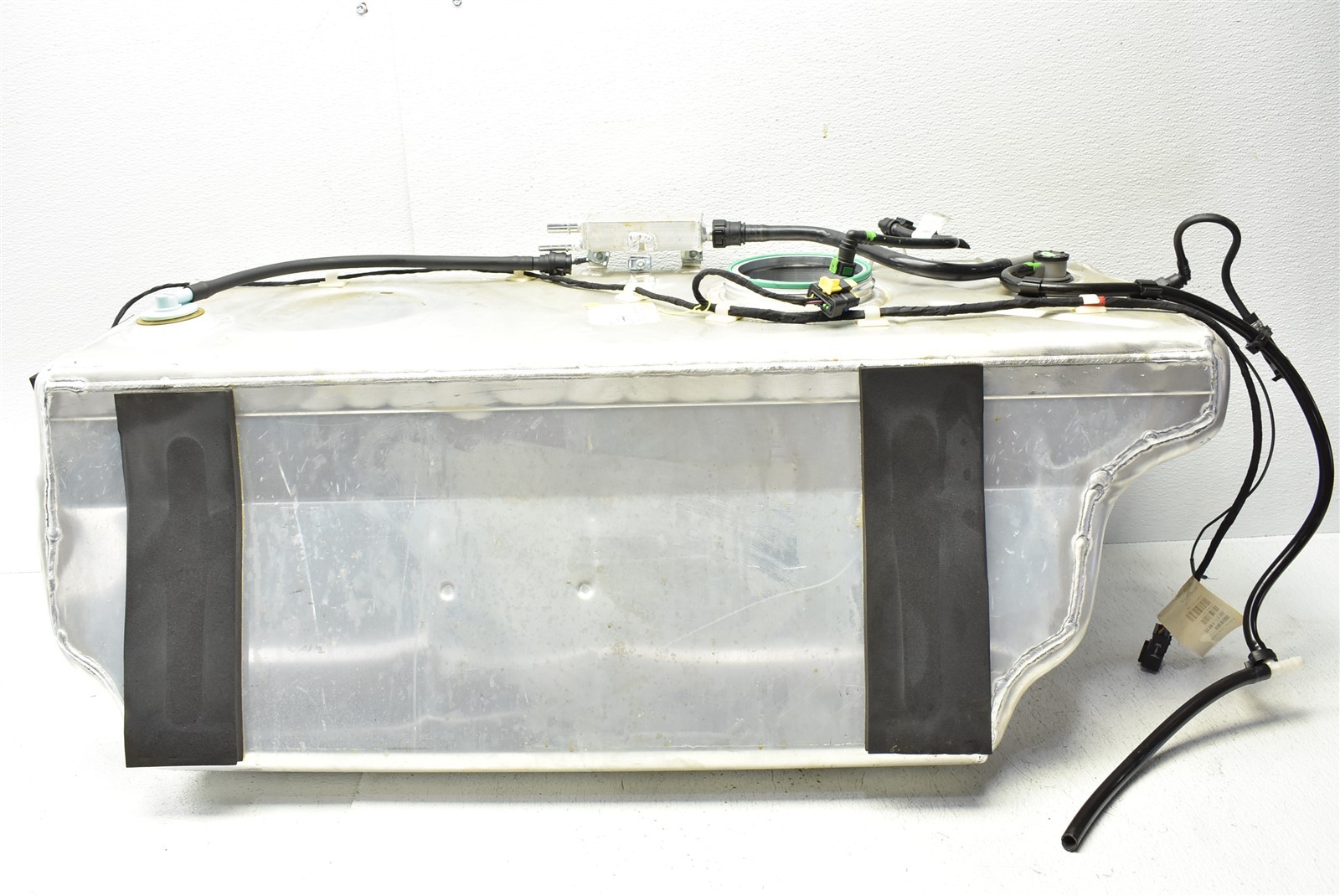 2008-2011 Maserati GranTurismo Fuel Tank Cell 08-11