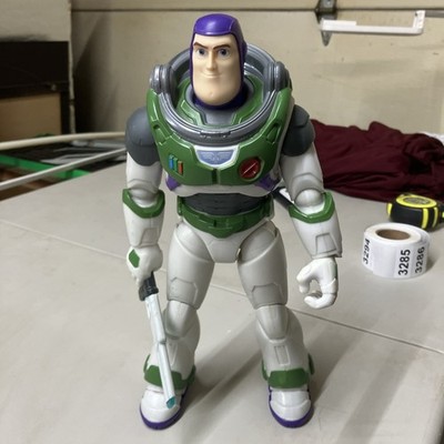 2021 Disney Pixar Talking Buzz Lightyear 12 Inch Action Figure Hhj76 30 Phrase