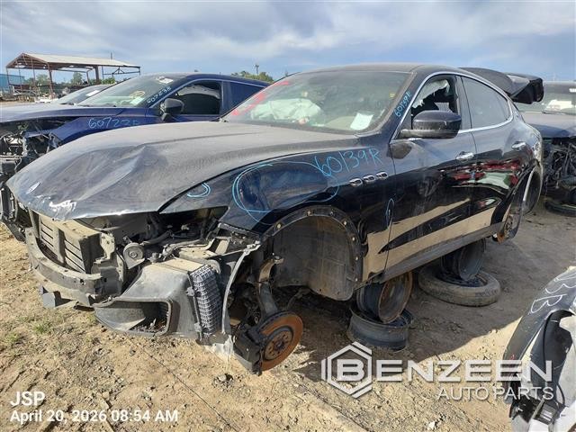 Maserati Levante 2018 Right Headlight ballast