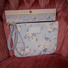 LoveShack Fancy Yoobi Blue White Floral Zipper Accessory Pouch Wristlet Bag