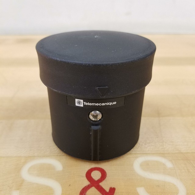 Telemecanique XVB C21 Xvbc21 White Stack Light Base 12230v for sale