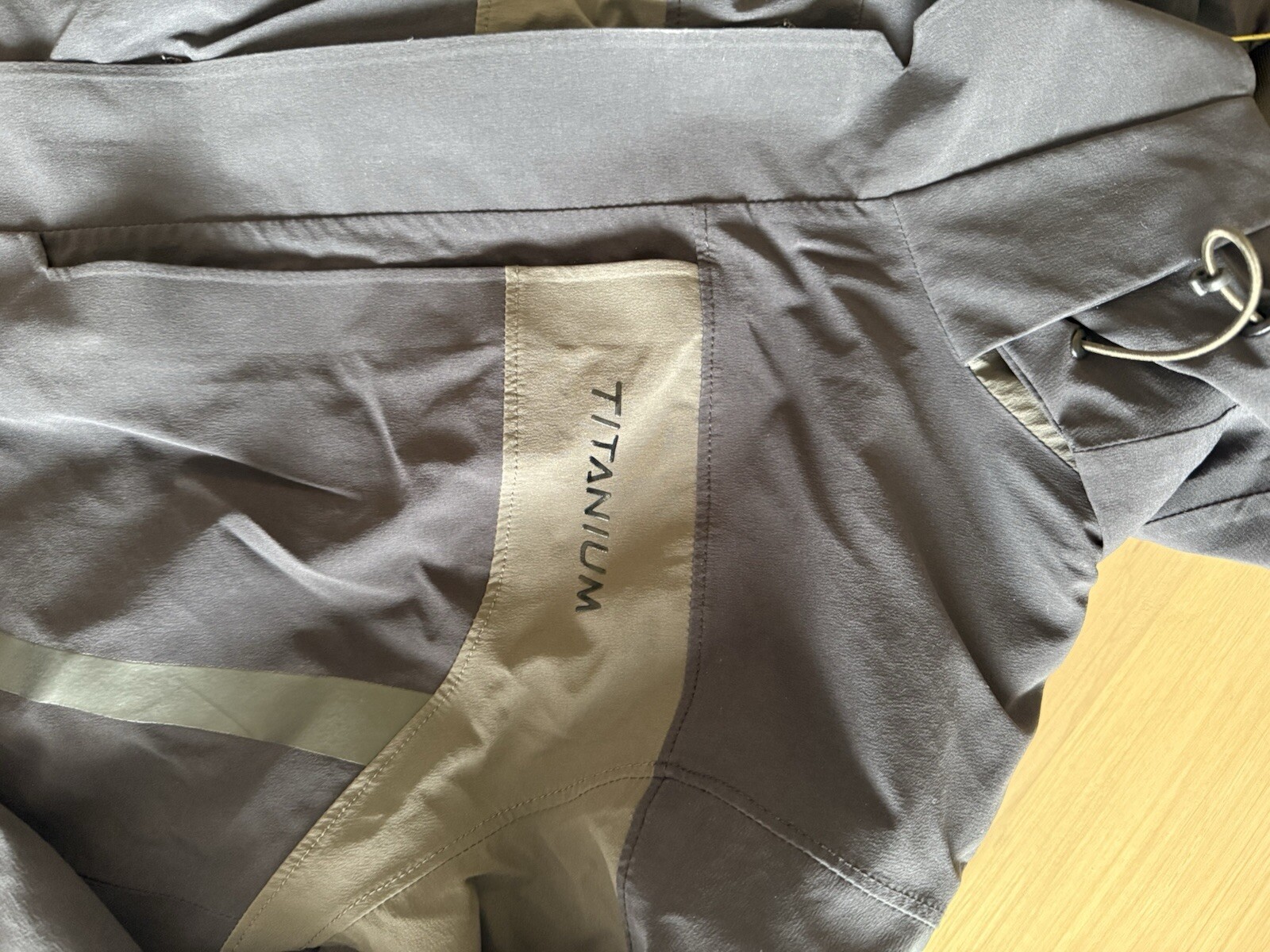 columbia titanium jacket men medium - image 2