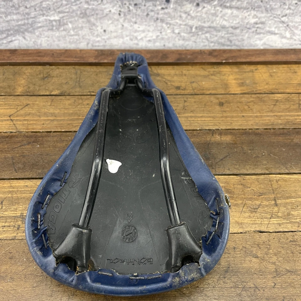 Asiento Multi Control Vintage Tioga AZUL Sillín DOBLADO Road Tour MTB Años 80 90 Carretera Foto 4 de 4