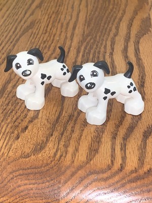 2 Lego Duplo Dalmatian Minifig White 