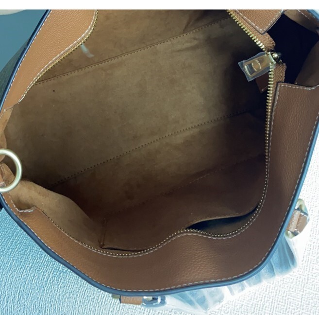COACH Logan Carryall in Signature Canvas - Khaki/Canyon Multi