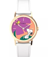 New Timex Peanuts Marlin Hand Wind Snoopy Floral Ladies Watch TW2V91200