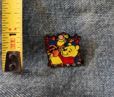 (NEW PIN) WINNIE THE POOH - ENAMEL / LAPEL PIN (NO TAG UB)- NEXT DAY SHIPPING