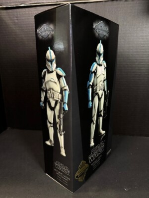 STAR WARS REPUBLIC CLONE LIEUTENANT~BLUE ARMOR 1/6~SIDESHOW SDCC