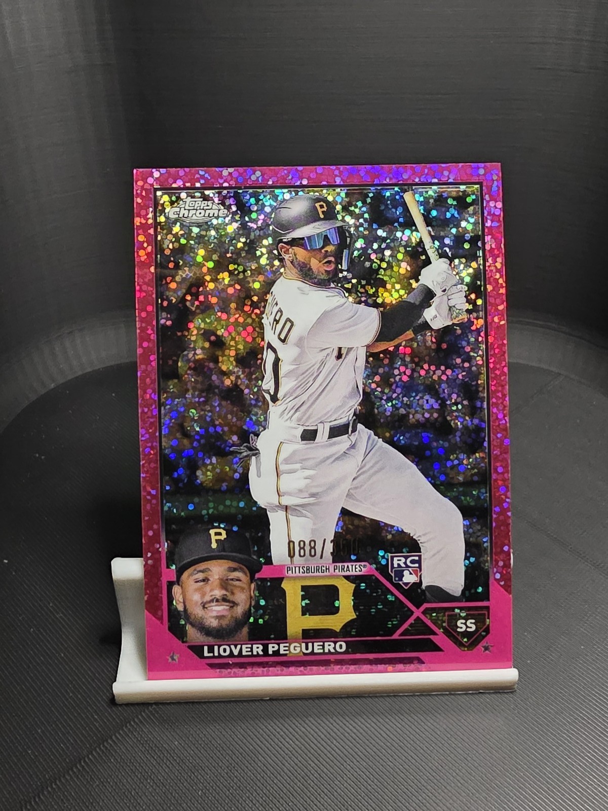 2023 Topps Chrome #72 Liover Peguero Magenta Speckle Refractors #/350