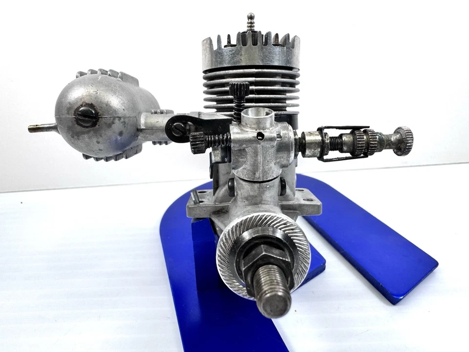 O.S. Max 25 - Nicely Used High Quality OS Japan Built SM37 - Image 3 of 4