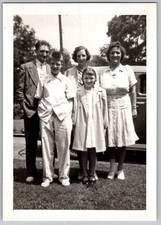 Vtg B&W Snapshot Family Group Portrait Car Suit Dress Fashion 1940s